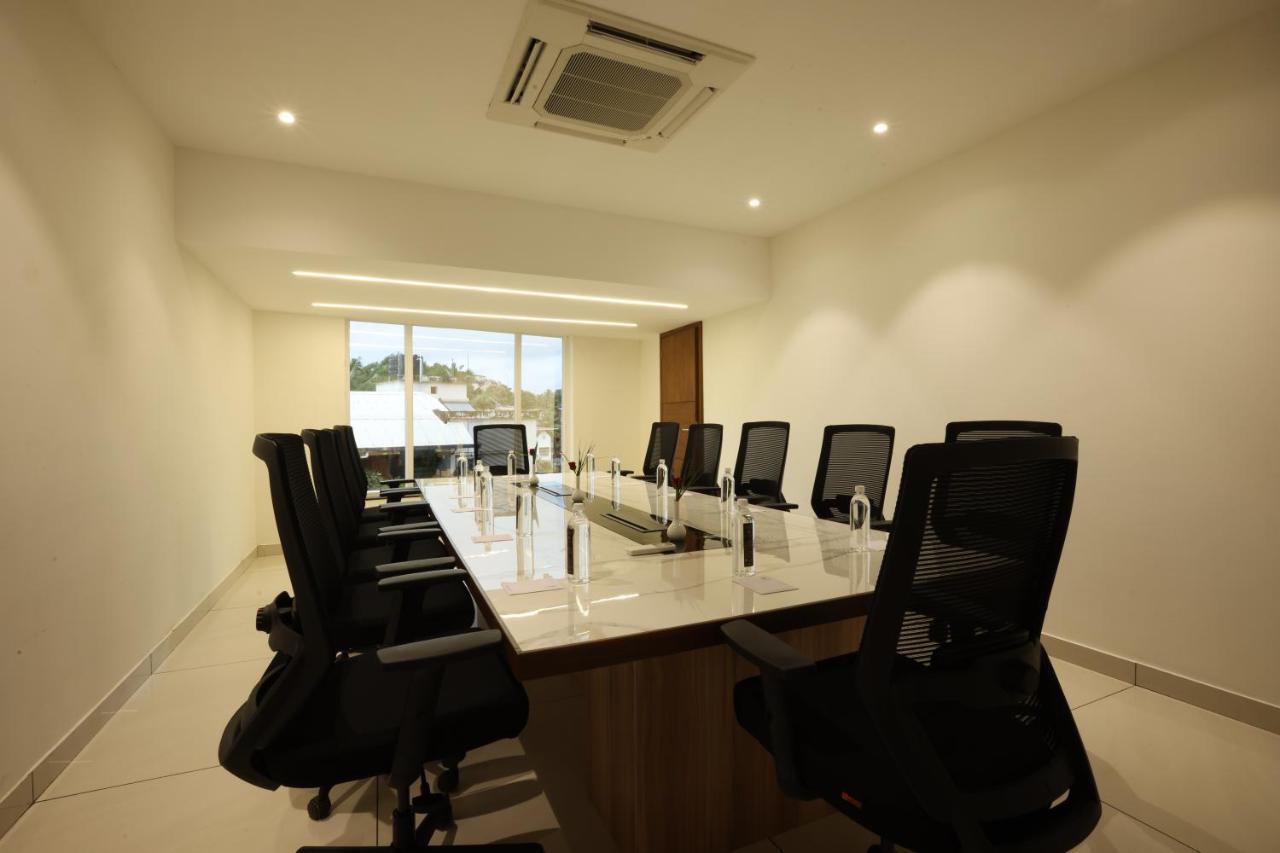 Royal Plaza Suites By Rak Rooms, Mangaluru Luaran gambar