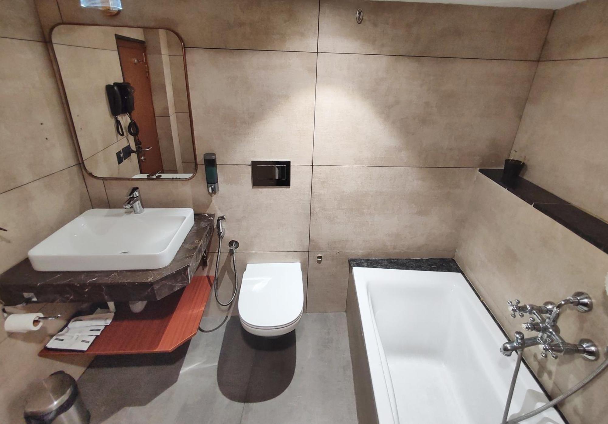 Royal Plaza Suites By Rak Rooms, Mangaluru Luaran gambar